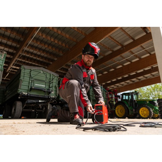 Инверторен апарат за ръчно електродъгово заваряване FRONIUS Ignis 150, 230 V, 5.52 kVA 