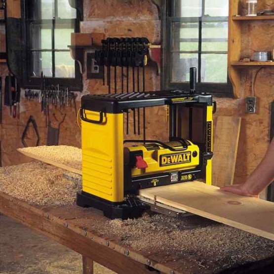 Щрайхмус DEWALT DW733, 1800 W