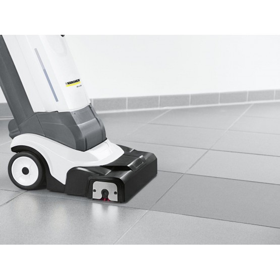 ПОДОПОЧИСТВАЩ АВТОМАТ KARCHER BR 4.300