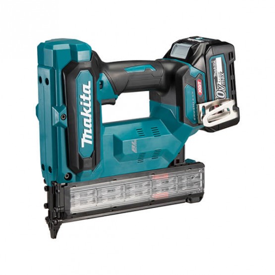 Професионален акумулаторен такер Makita FN001GA201, XGT, 15-40 мм, 40 V, 2 Ah, с 2 батерии и зарядно