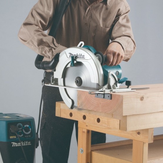 Ръчен циркуляр Makita HS0600, 2100 W, 270 mm