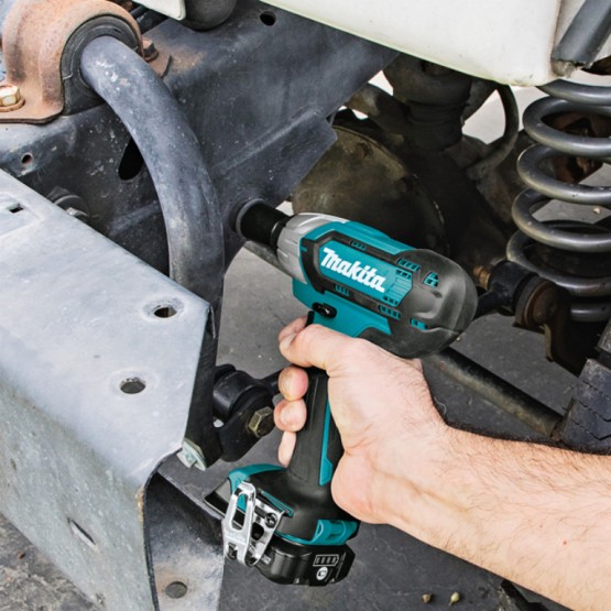 Акумулаторен ударен гайковерт Makita TW140DZ / 10.8 V, 3/8", 140 Nm / без батерия и зарядно устройство /