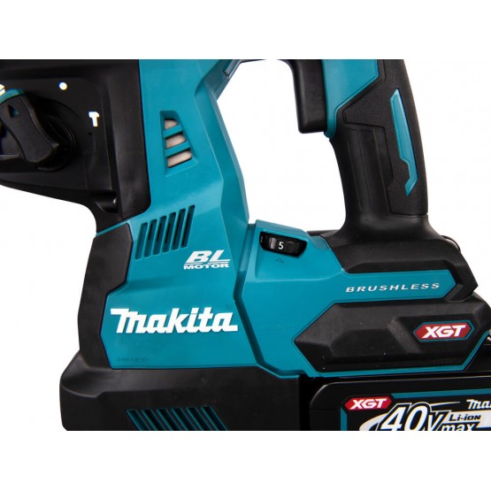 Професионален акумулаторен перфоратор Makita HR004GM201, SDS-plus, 2.8 J, XGT, 40 V, 4 Ah, с 2 батерии и зарядно