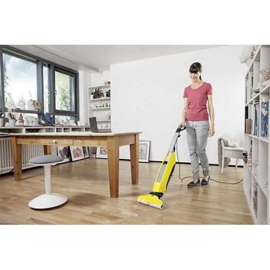 Подочистачка KARCHER FC 5