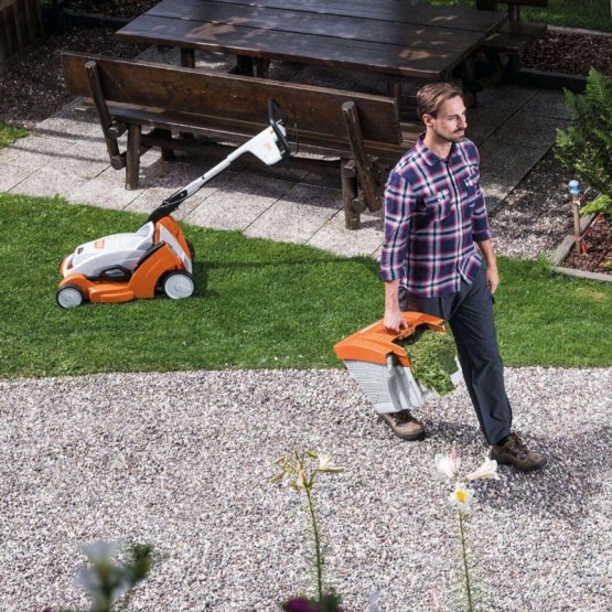 STIHL RМA 339 C Акумулаторна косачка без батерия и зарядно устройство 36 V 37 см (63200111420)