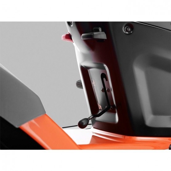 HUSQVARNA TC 242T Тракторна косачка 15 к.с 108 см 320 л (960510191)