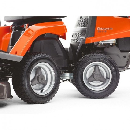 HUSQVARNA 214Tc Тракторна косачка 12 V 24 Ah 94 см (967846901)